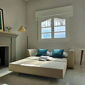 Apartamento Centrico, Espacioso Y Muy Bien Equipado: 